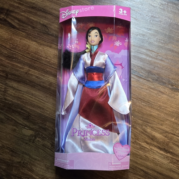 Disney Princess Mulan Doll - Picture 2 of 12